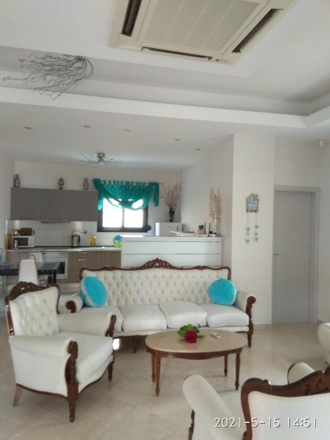 Kallithea  Irenes Apartment מראה חיצוני תמונה